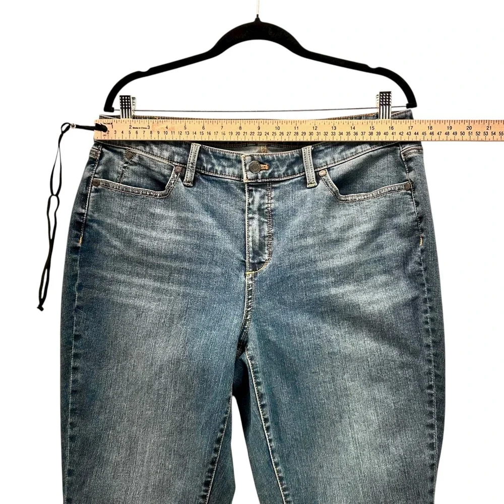 Talbots Bootcut‎ Flare Jeans Blue 14W